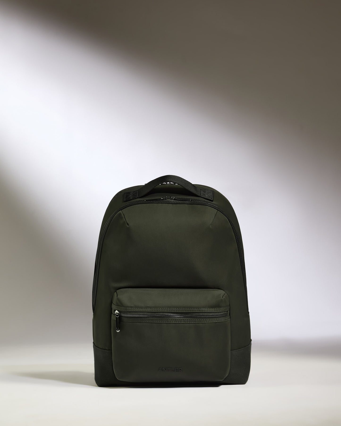 Icon Backpack in Dark Khaki Green
