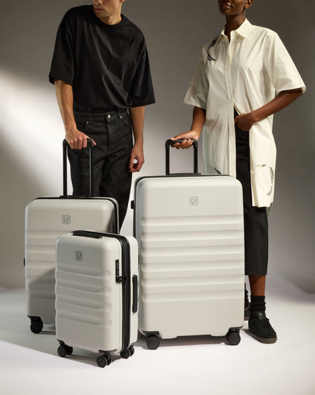 Icon Stripe Set with Biggest Carry-On in Taupe