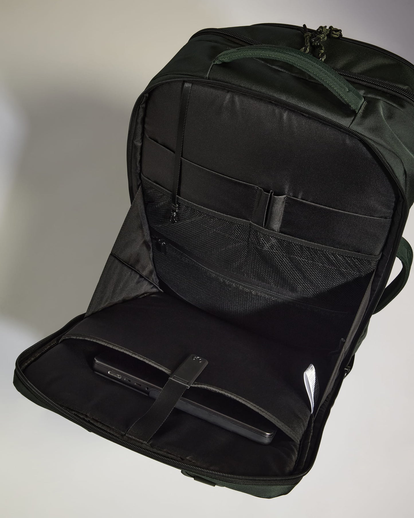 Discovery 60L Backpack in Dark Forest Green