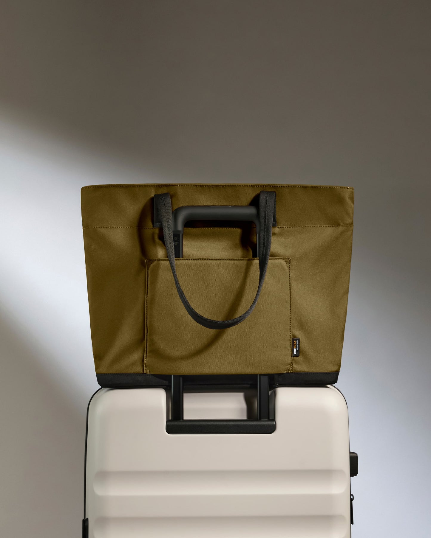 Urban Core Tote Bag in Olive Green