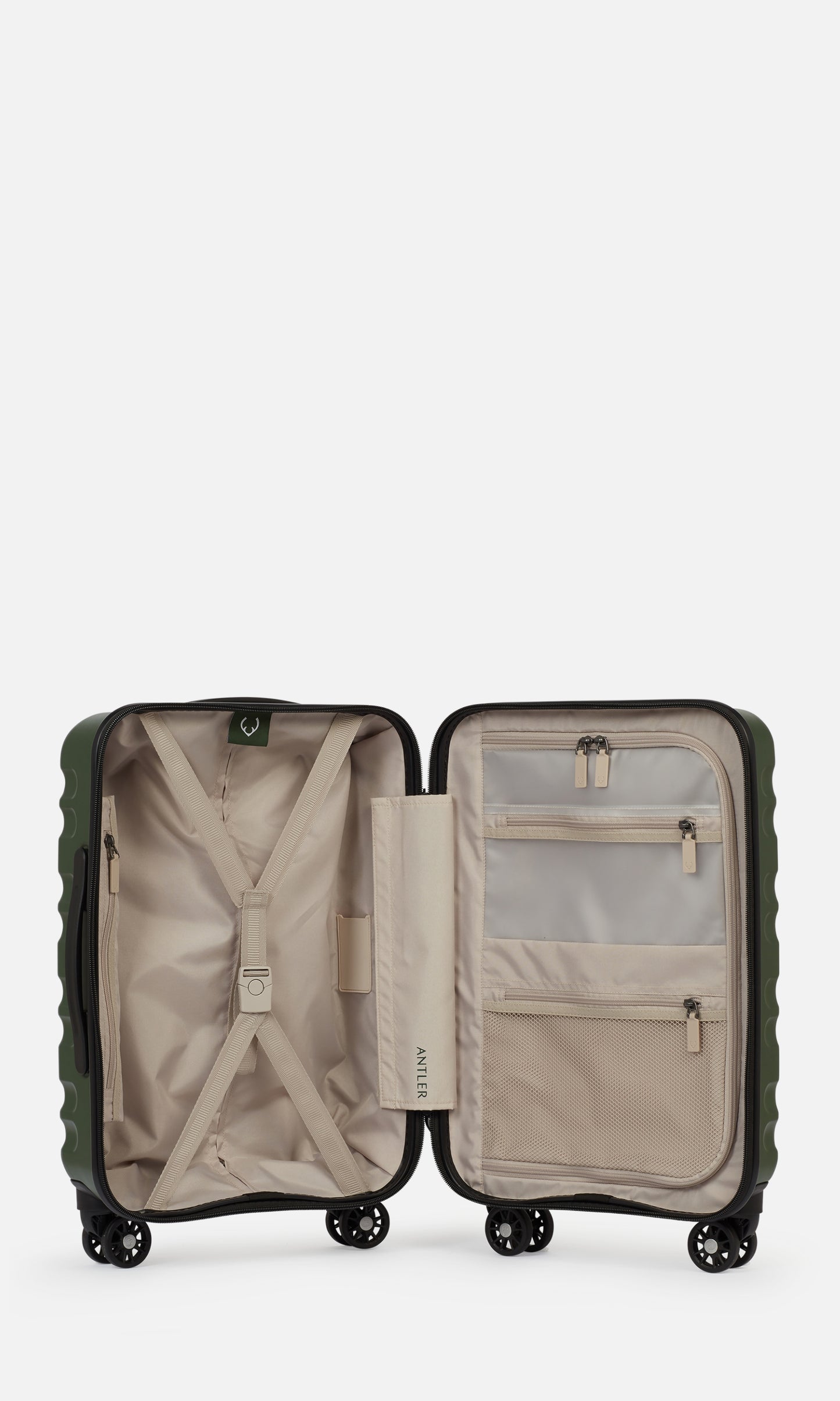 Clifton Carry-On With Pocket in Woodland Green