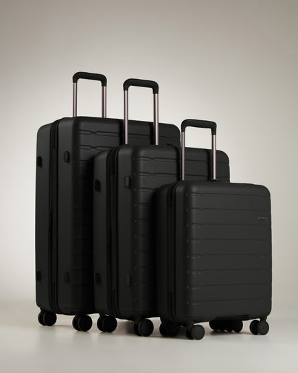 Stamford Set in Black