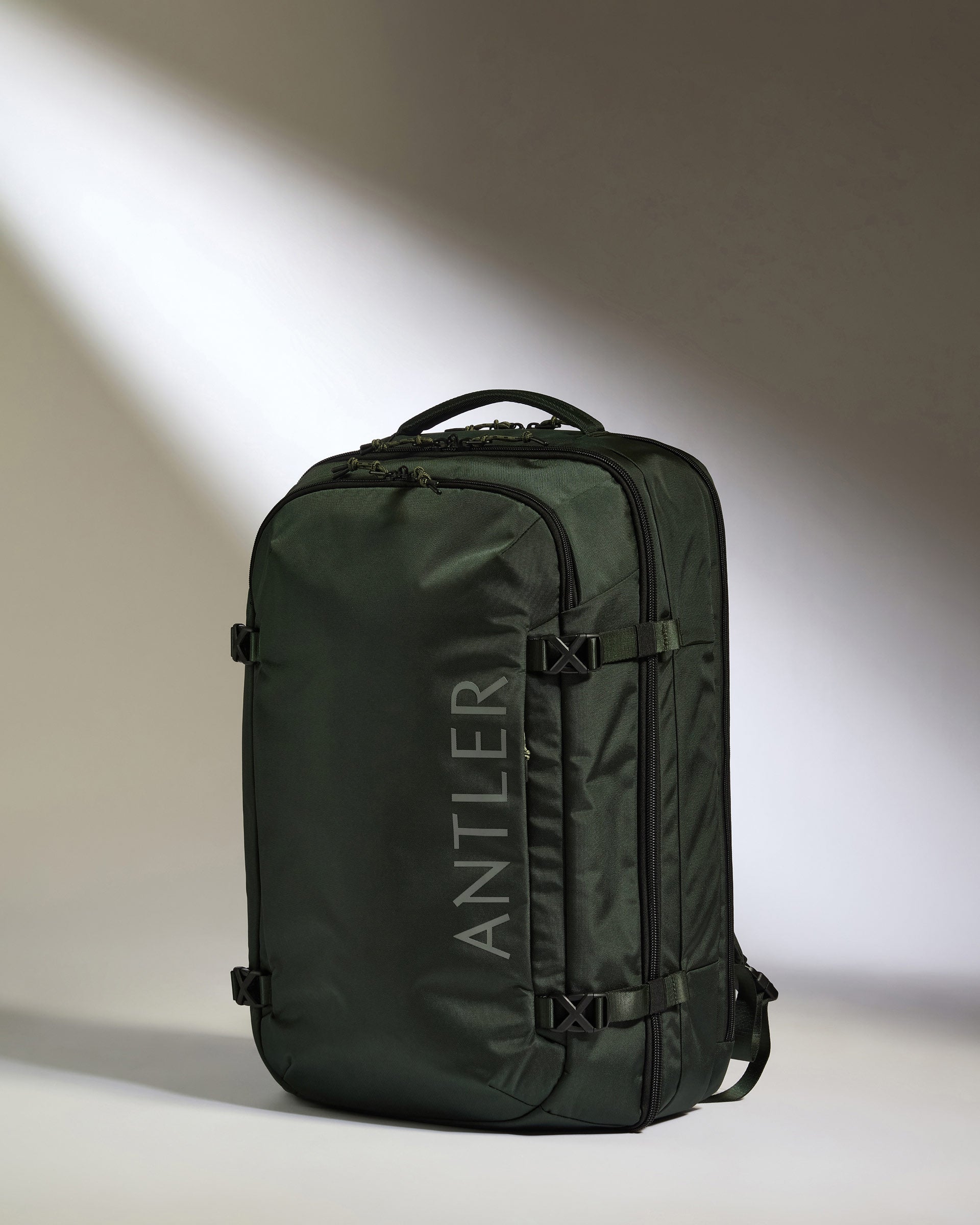 backpack travel 60l VAULTBAG Matte breezy back panel design Discovery 60L Hybrid Duffle Backpack