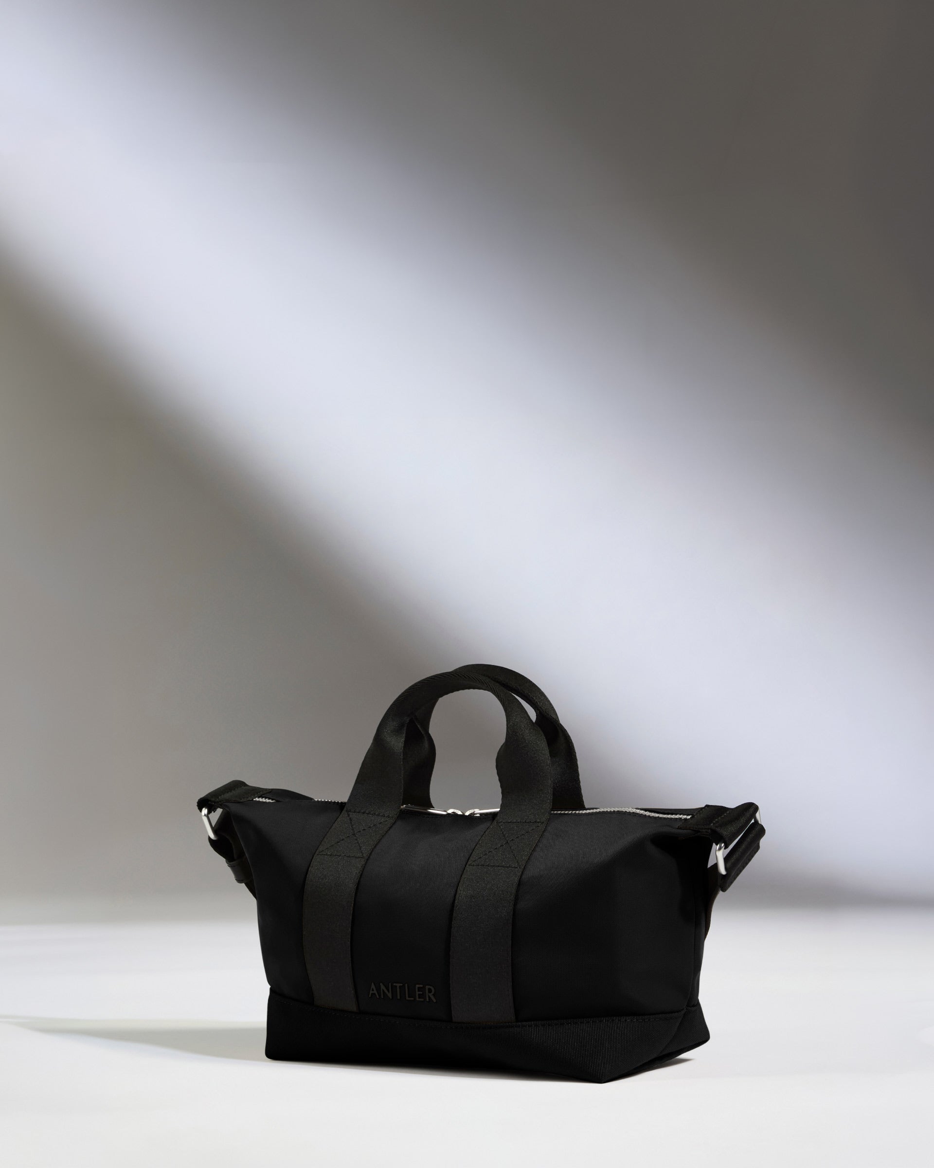 Travel Bags | Hands-Free, Stylish & Durable – Antler USA