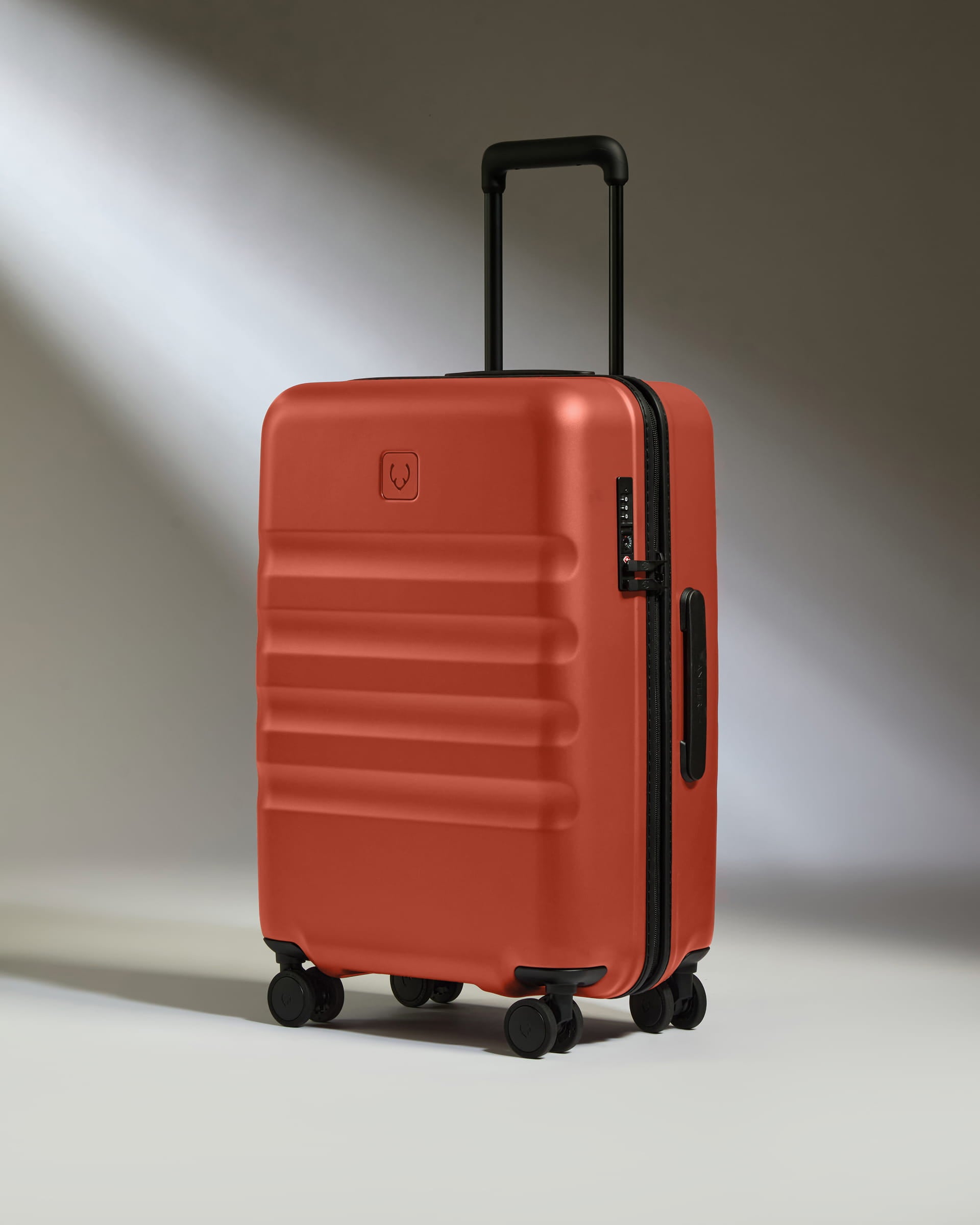Icon Stripe Large Luggage in Buckthorn Red – Antler USA