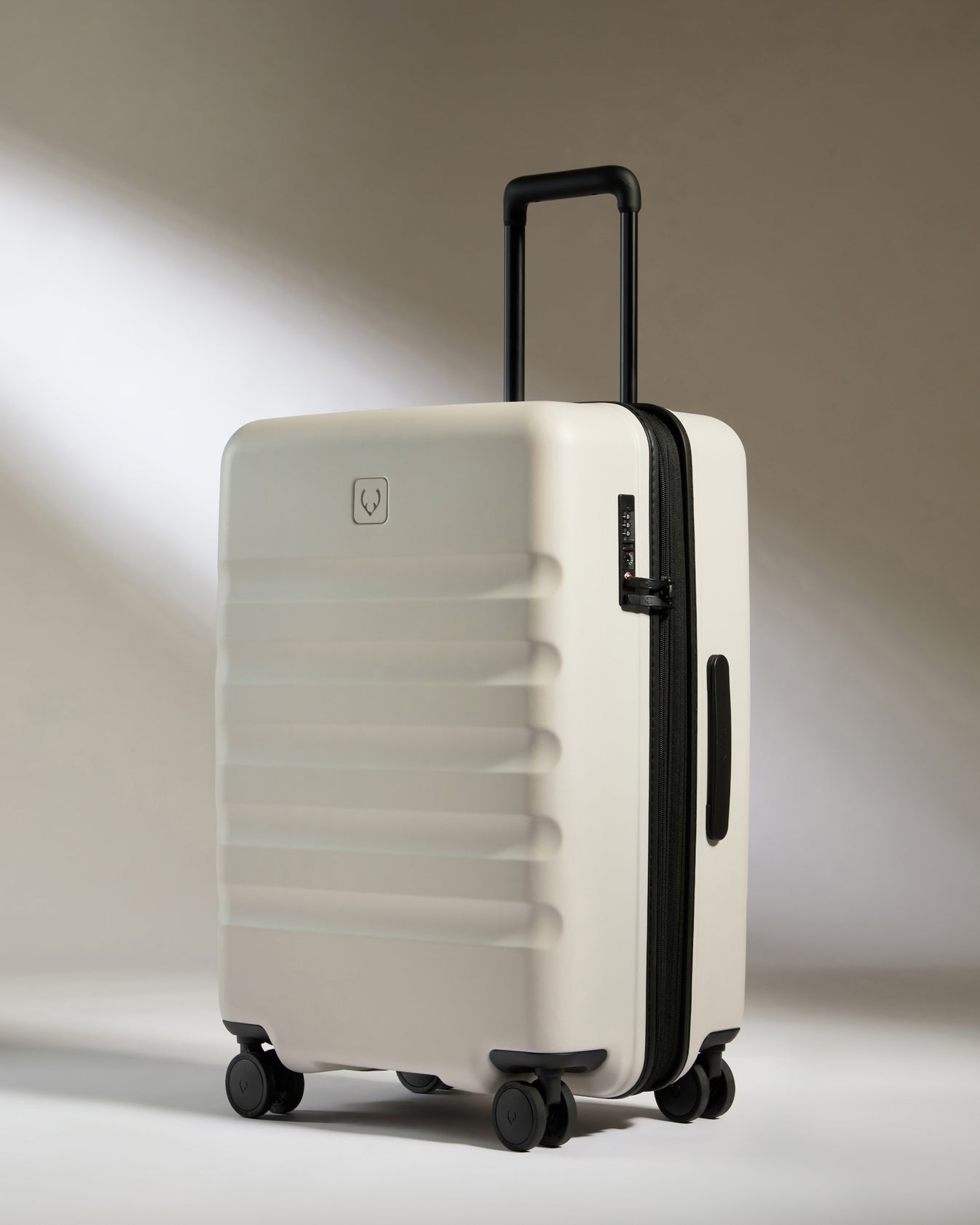 Icon Stripe Medium Suitcase in Taupe – Antler USA