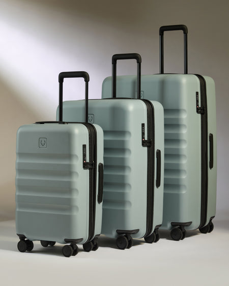 Icon Stripe Set with Expander Carry-On in Mist Blue