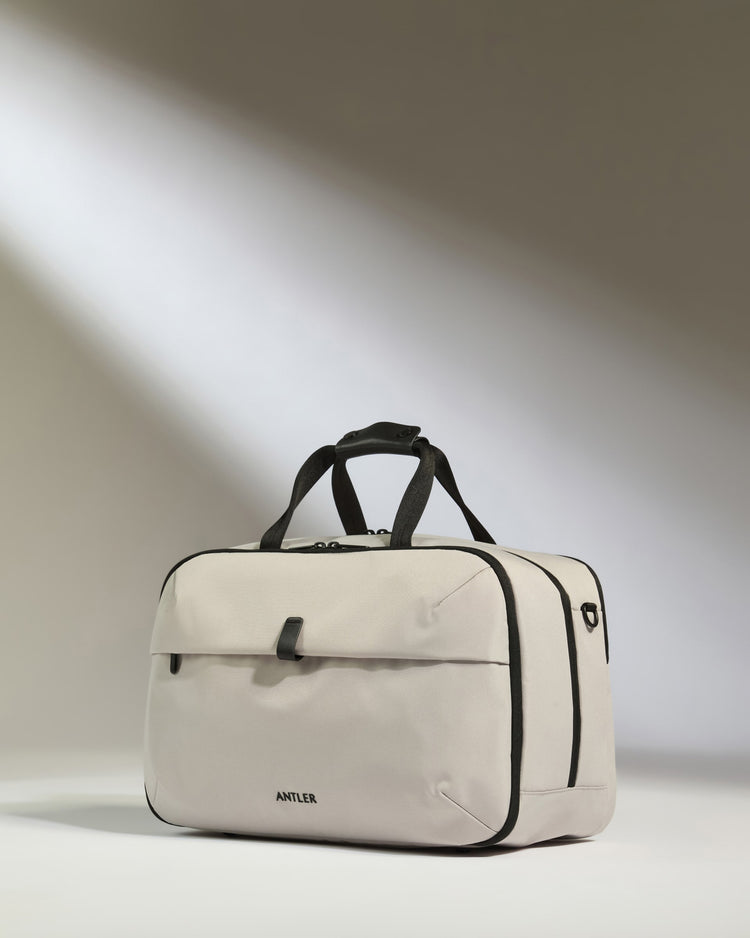 Overnight Bag in Taupe