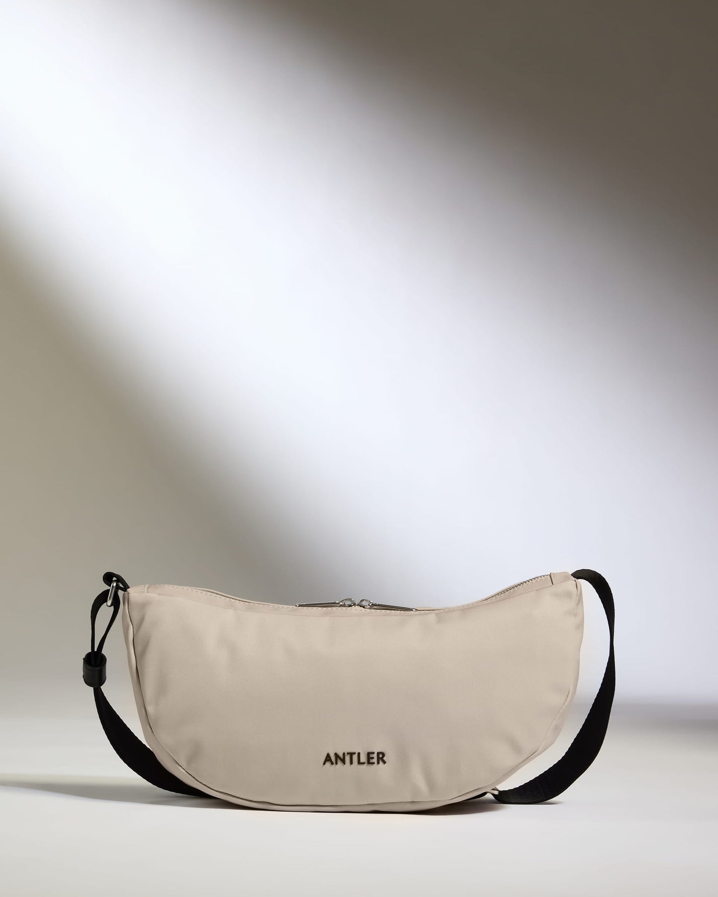 Icon Slingbag in Taupe