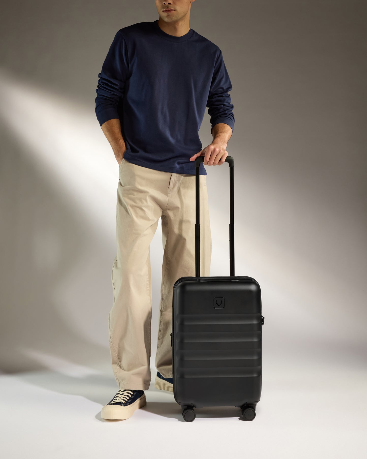 Icon Stripe Carry-On with Expander in Black