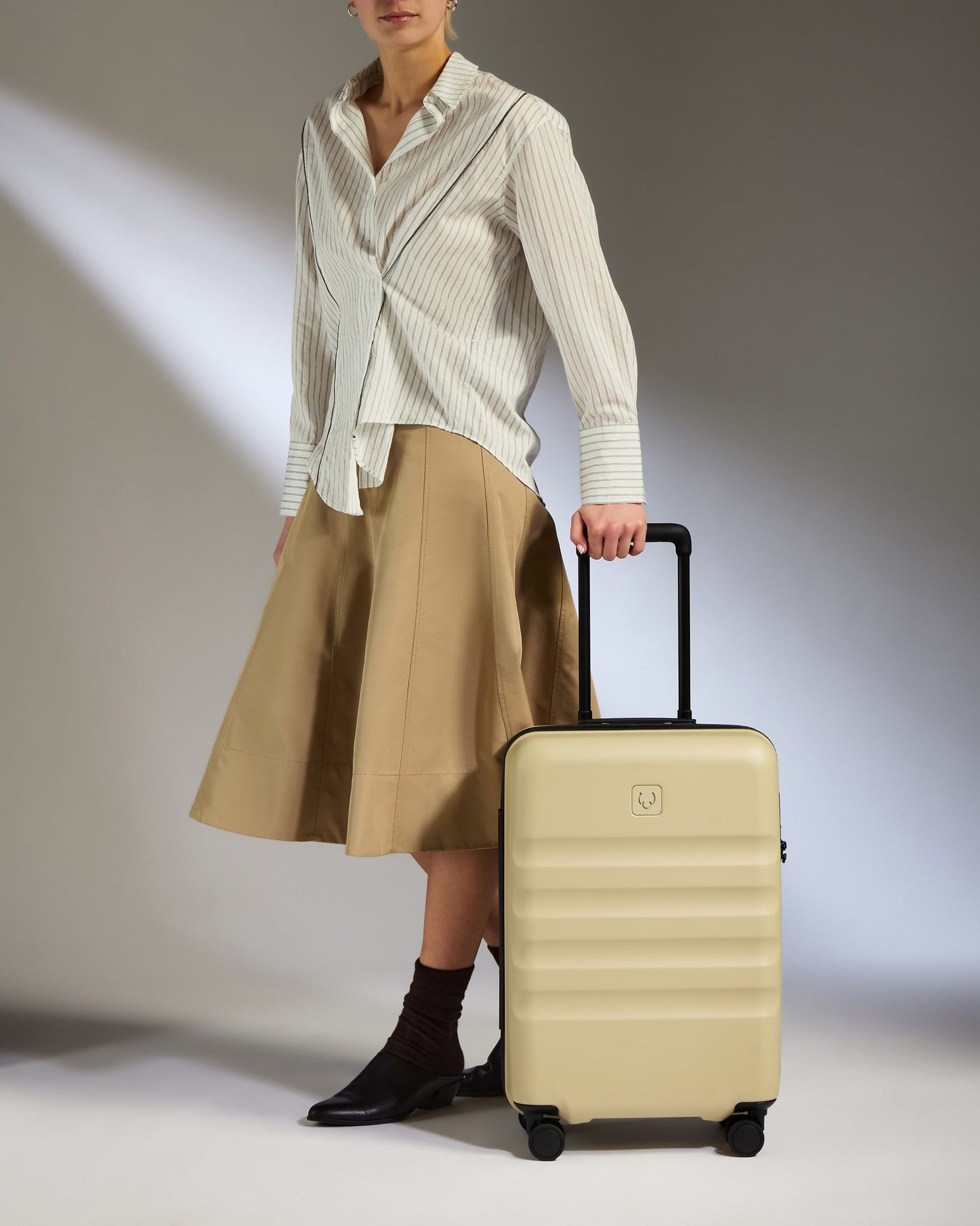 Large Carry-on Luggage in Dune Yellow - Icon Stripe