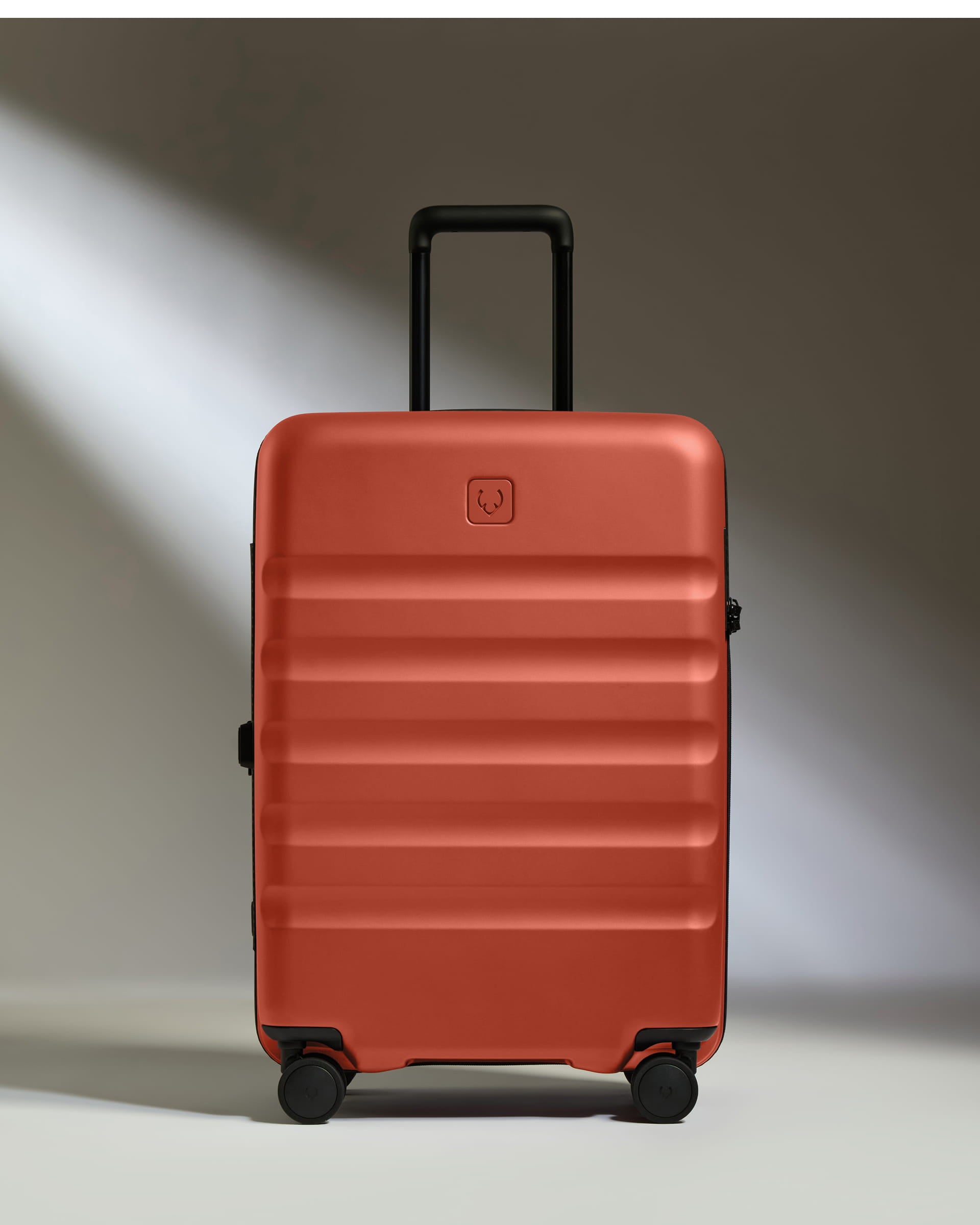 Medium Luggage in Buckthorn Red - Icon Stripe – Antler USA