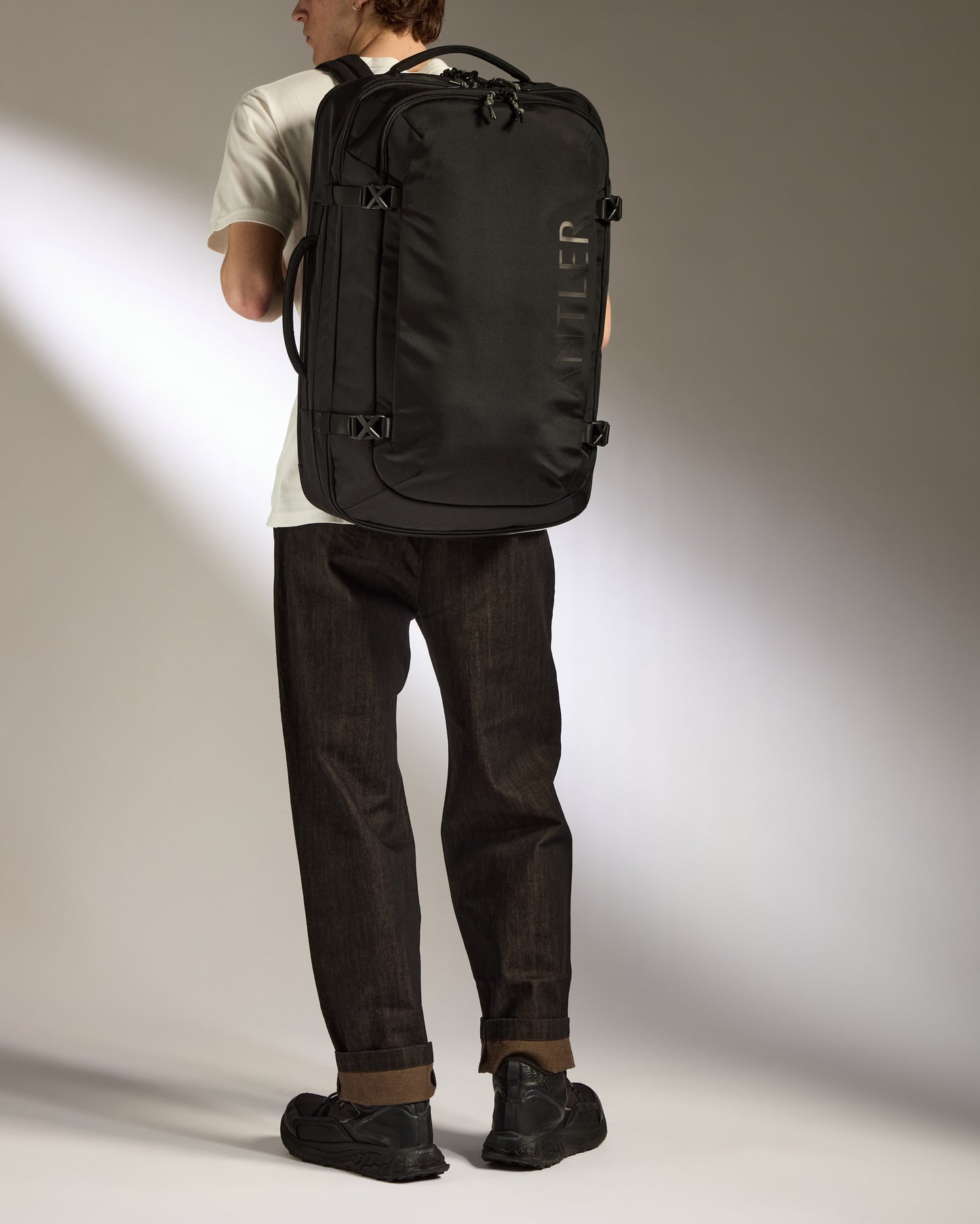 Discovery 60L Hybrid Duffle Backpack in Black