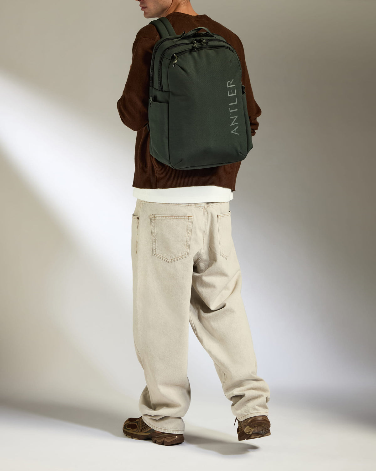 Discovery Light Backpack in Dark Forest Green