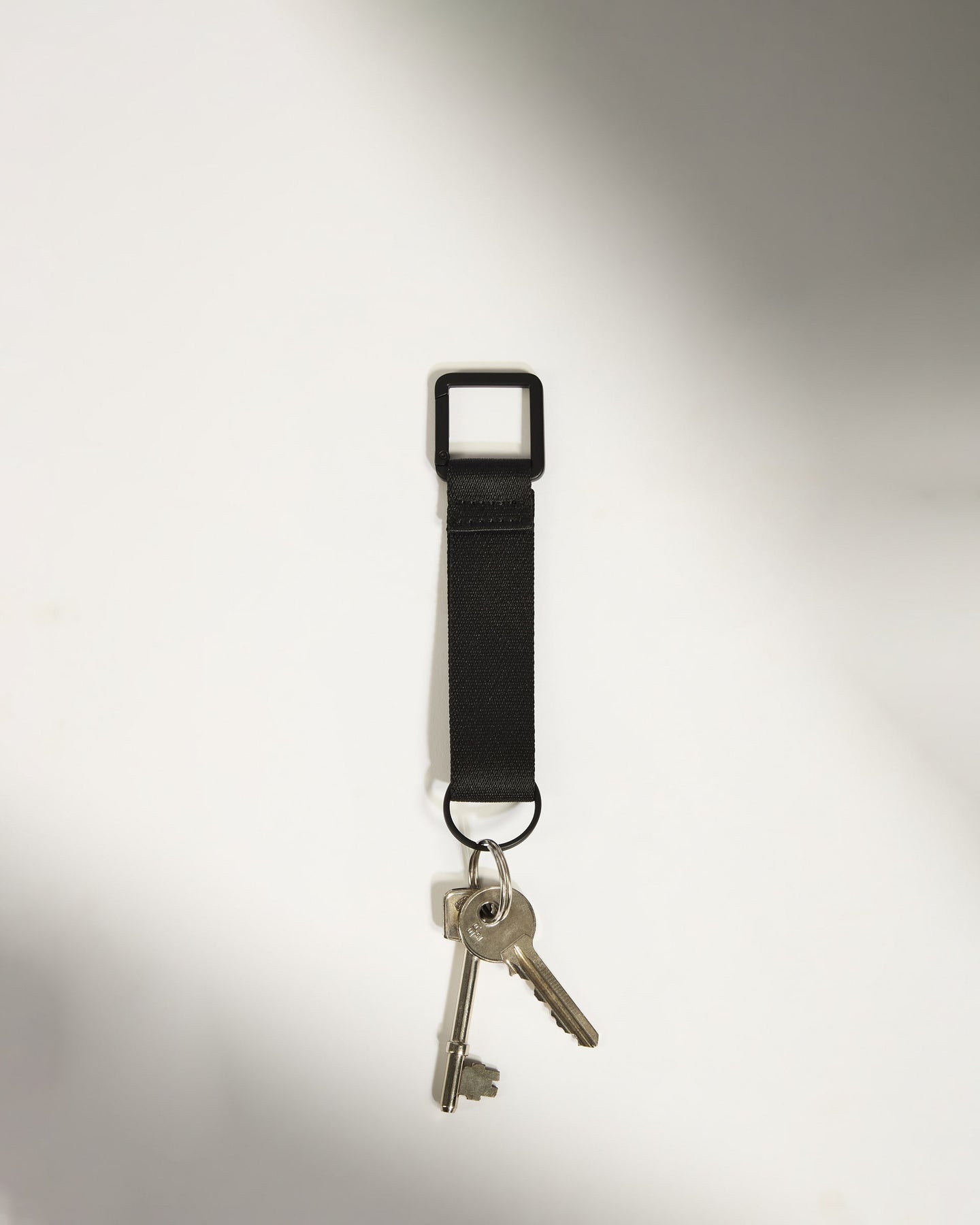 Icon Keyring in Black