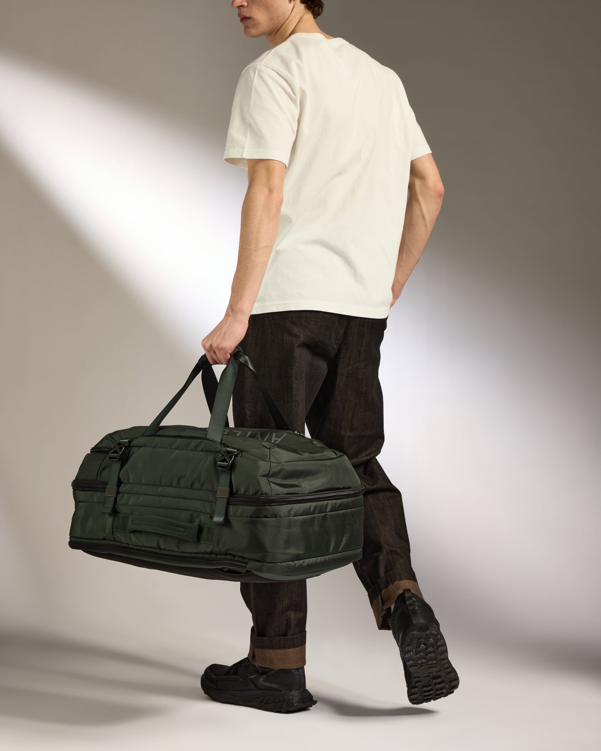 Discovery 60L Backpack in Green