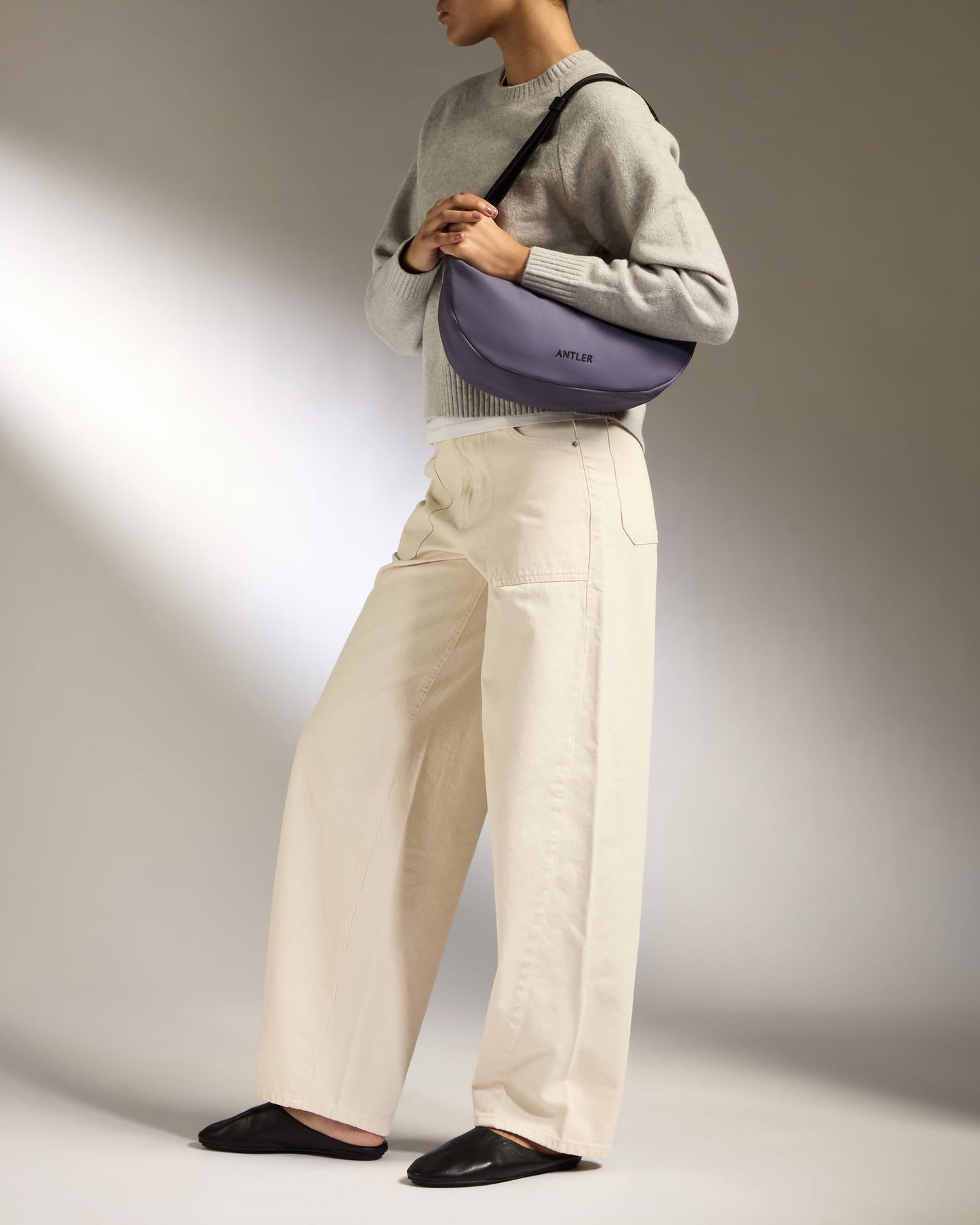 Icon Slingbag in Meadow Purple
