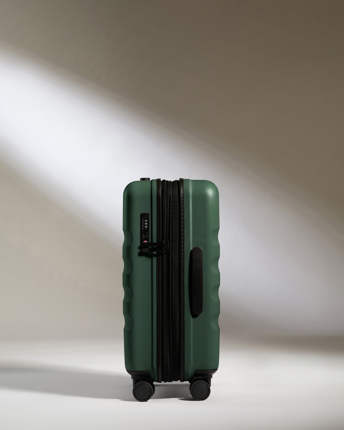 Icon Stripe Carry-On with Expander in Antler Green