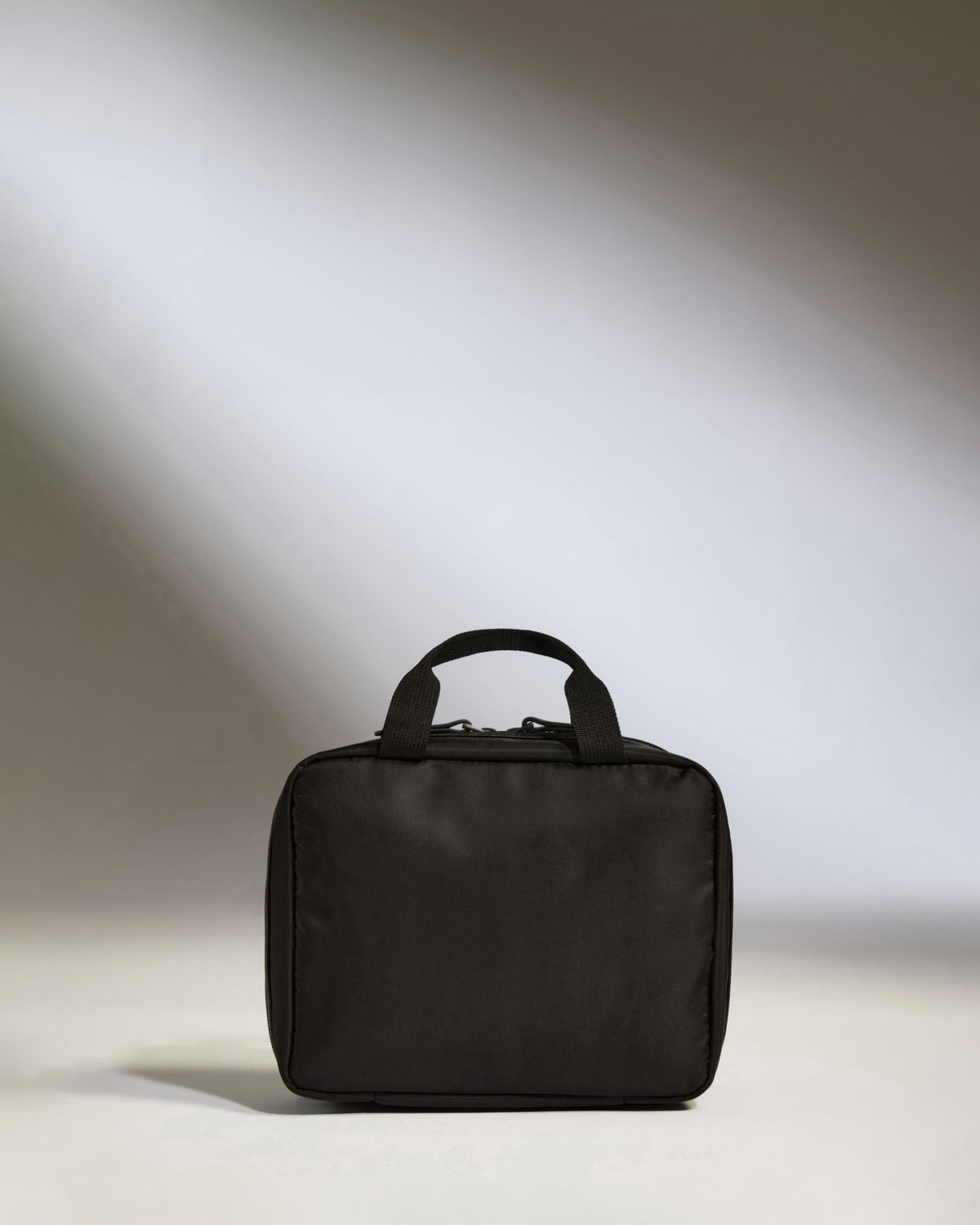 Antler Hanging Toiletry Bag In Black - Chelsea