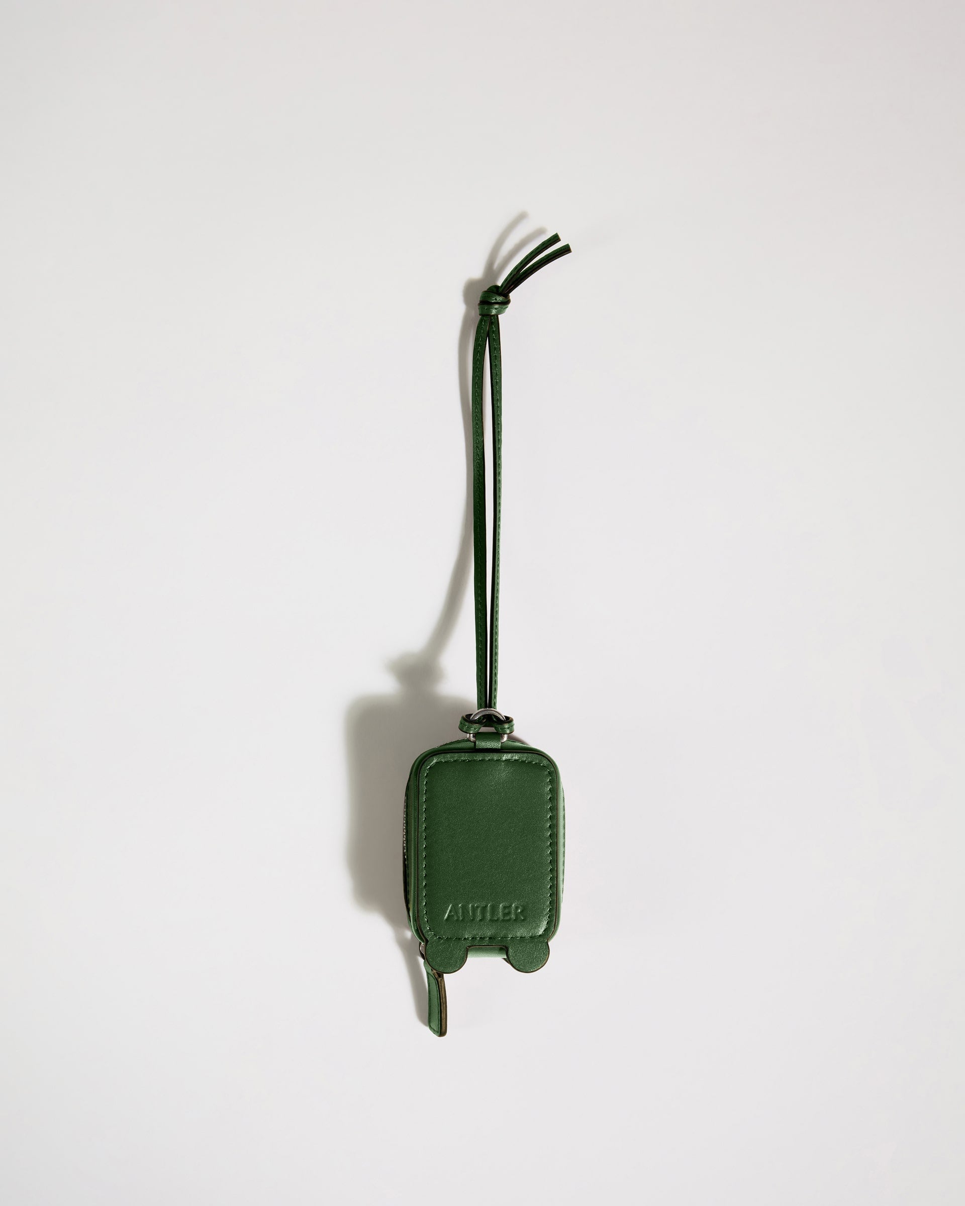 Heritage Leather AirPods Case in Green – Antler USA
