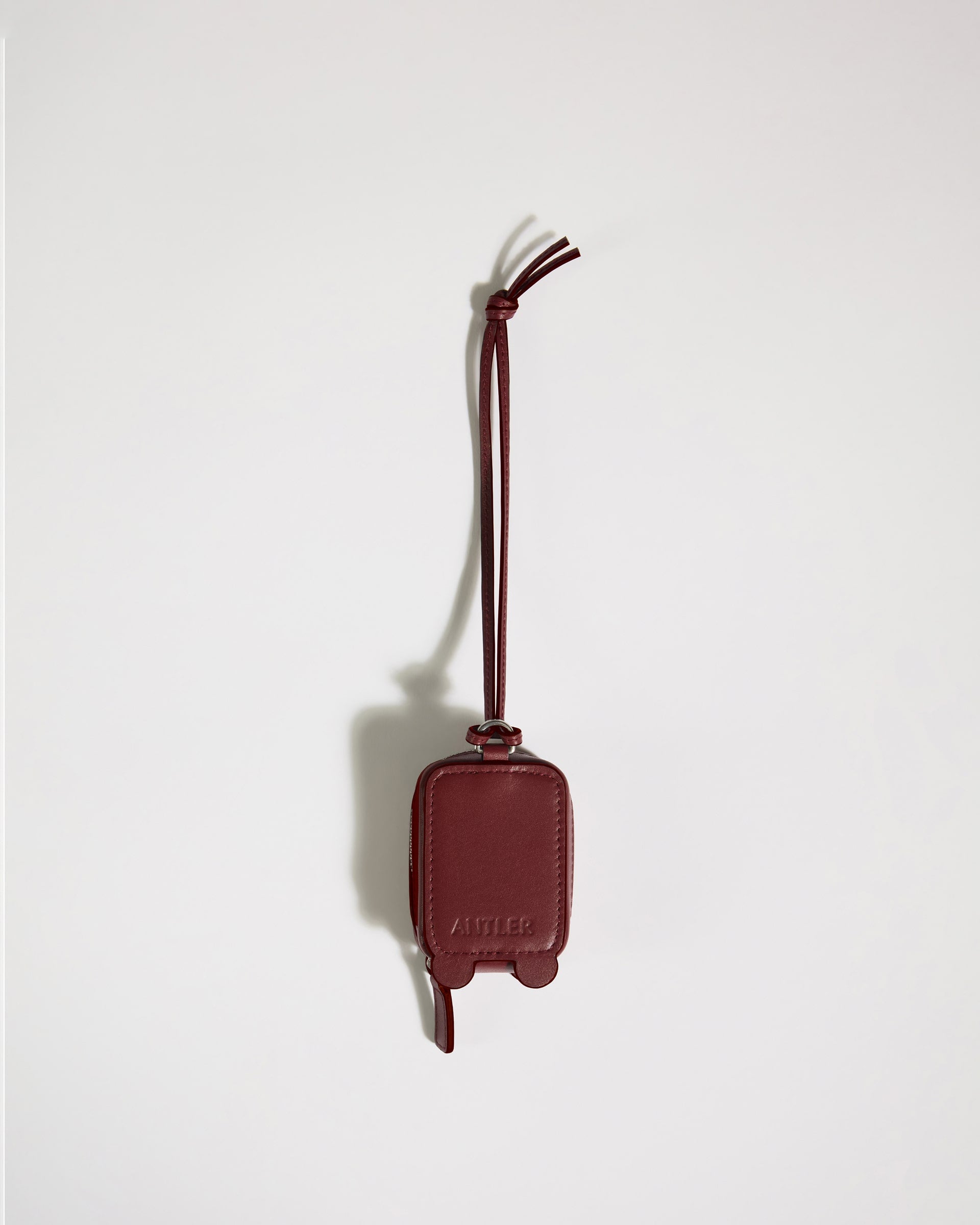 Heritage Leather AirPods Case in Cedar Red – Antler USA