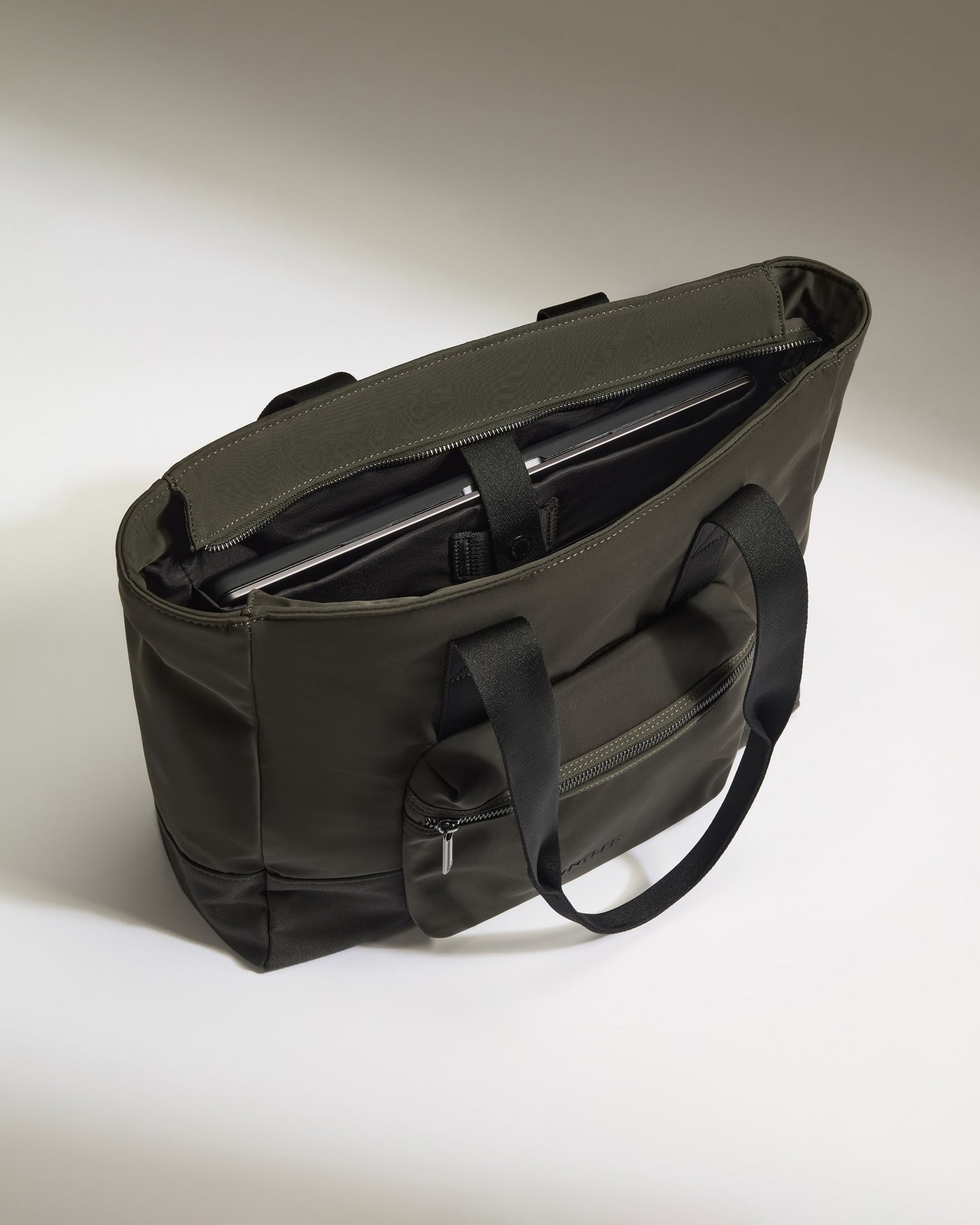 Icon Tote Bag in Dark Khaki Green