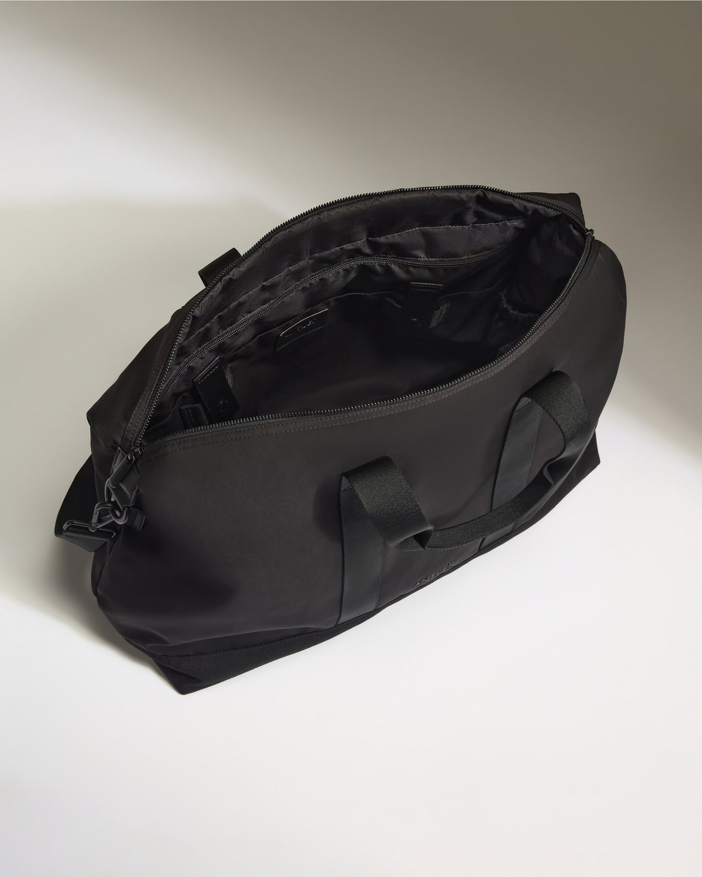 Icon Weekender Bag in Black