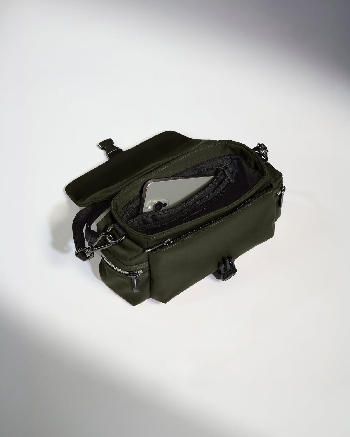Icon Mini Messenger in Dark Khaki