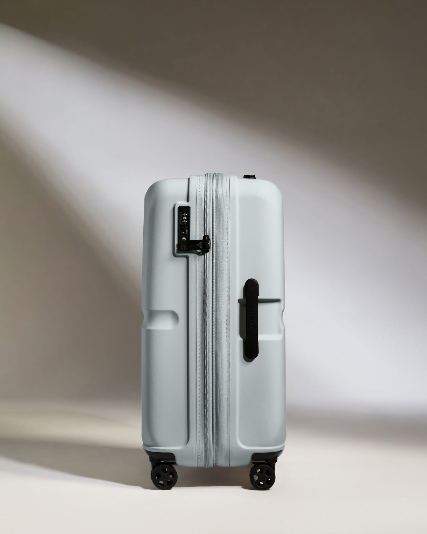 Medium Luggage in Salt Blue - Single Stripe