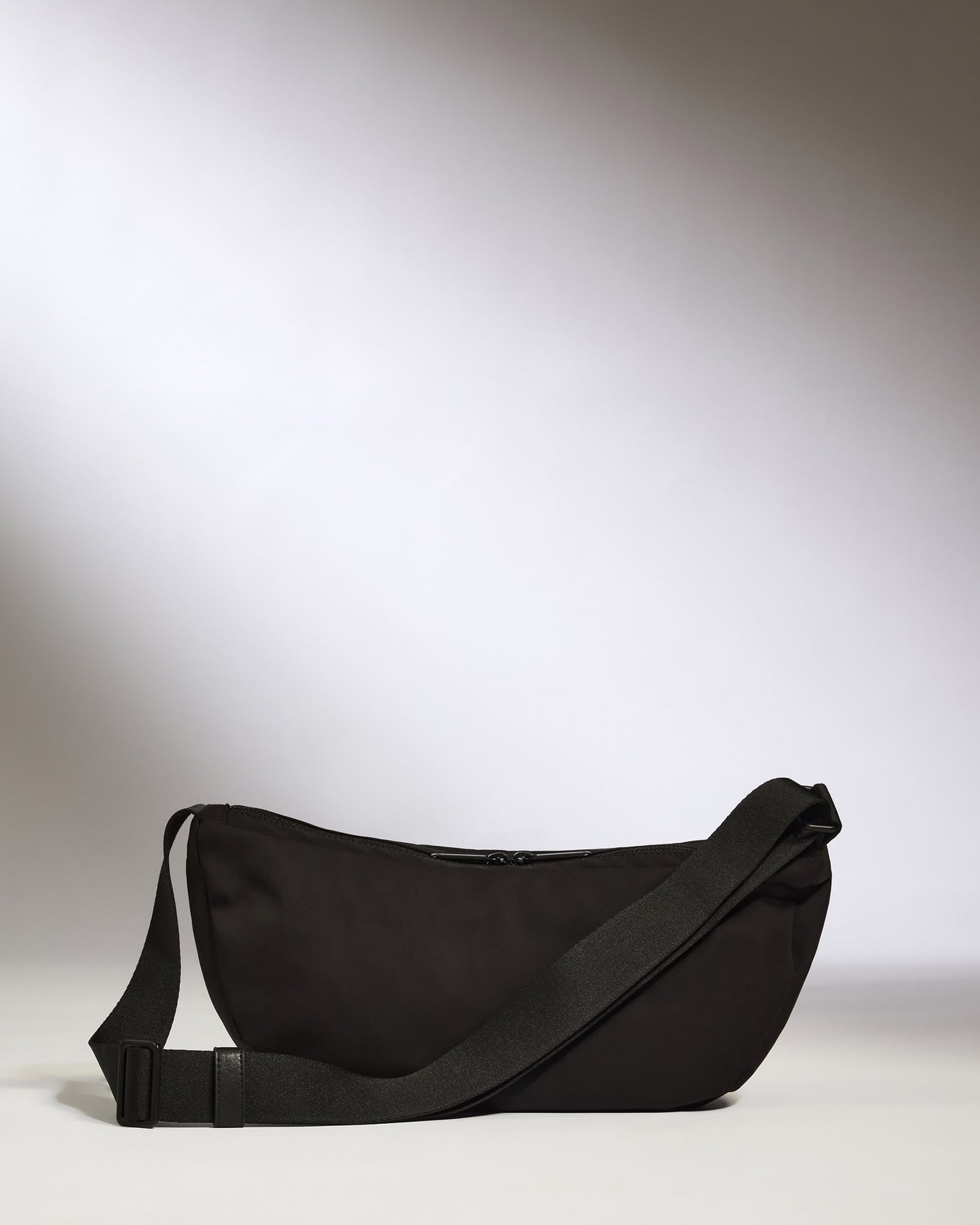Icon Slingbag in Black