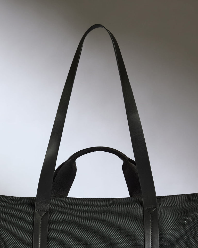 a black bag with straps
