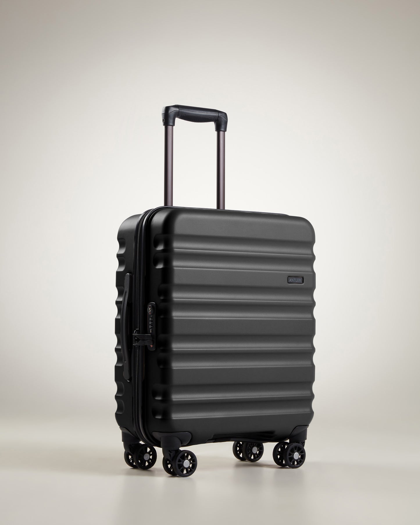 Clifton Carry-On in Black