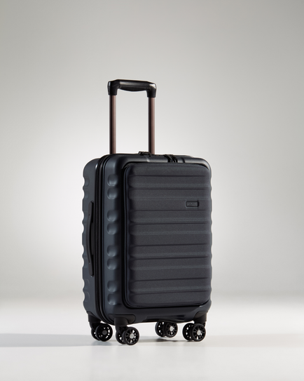 Clifton Carry-On With Pocket in Navy