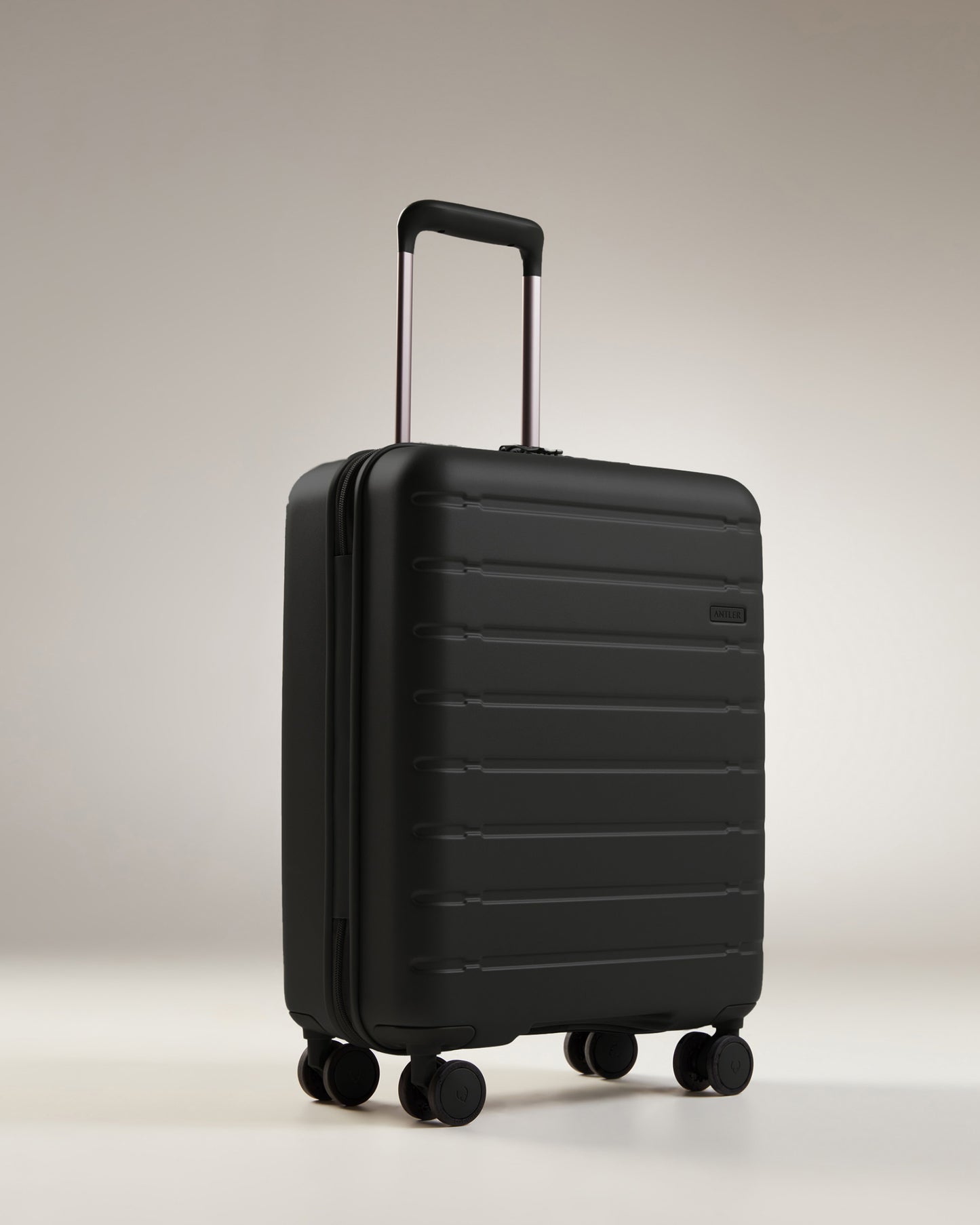 Stamford 2.0 Carry-On in Midnight Black