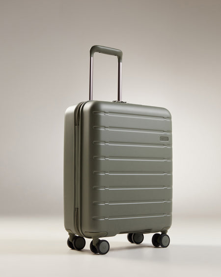 Stamford 2.0 Carry-On in Field Green