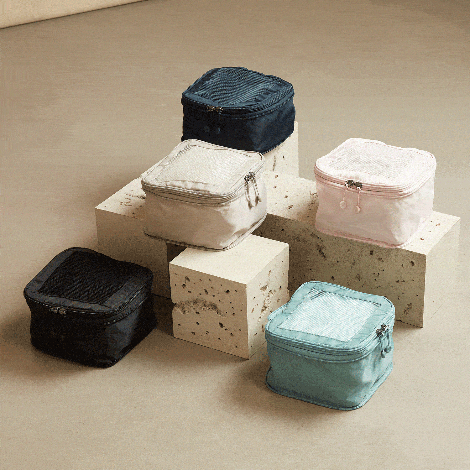 Packing Cubes in Beige Set of 4 Travel Accessories Packing Organiser Antler USA