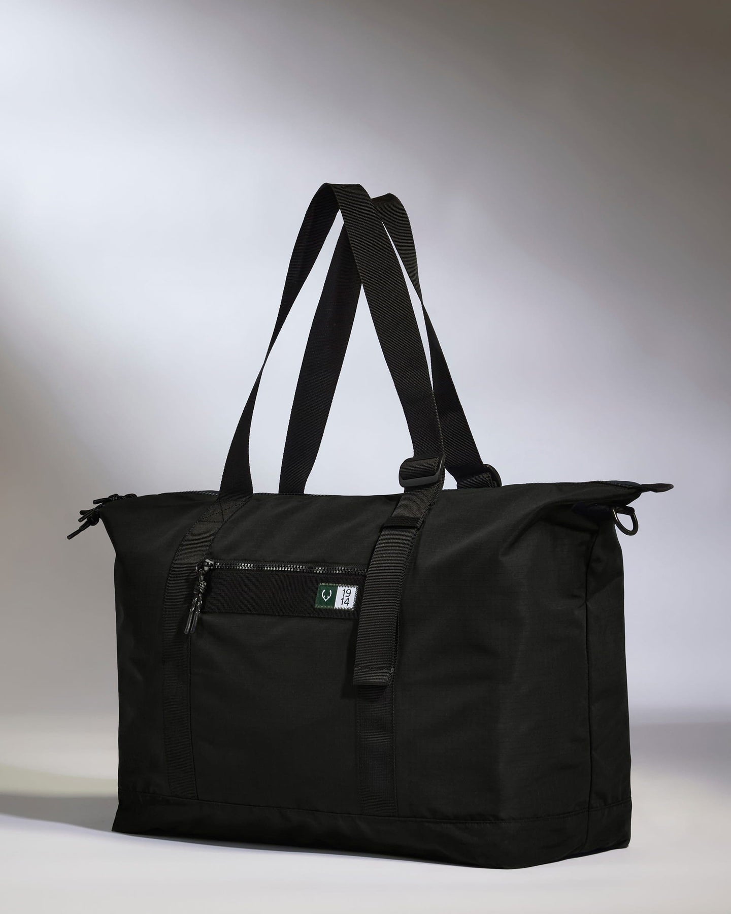 Essential Weekender Bag in Black