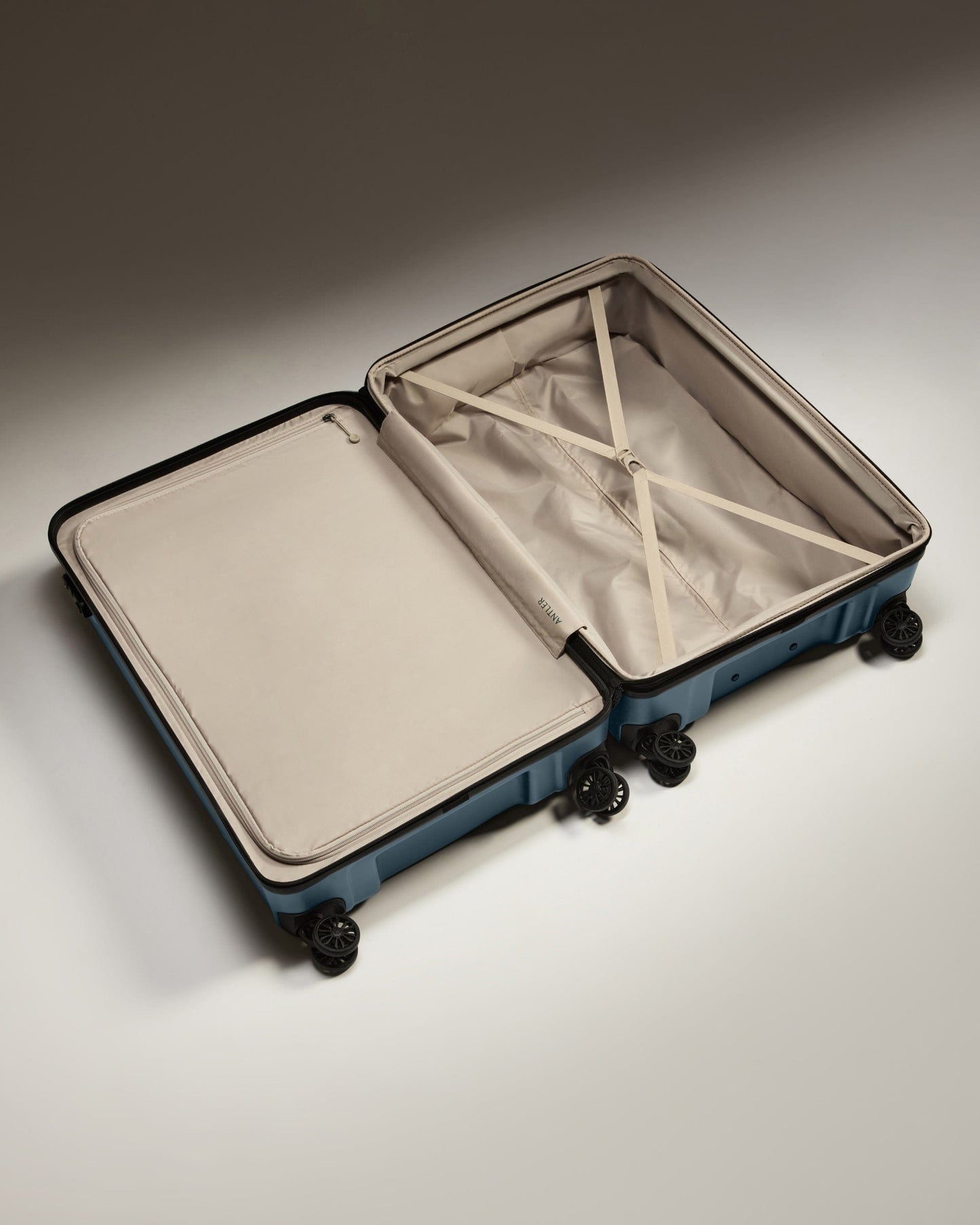 Large Luggage in Blue Gray - Logo