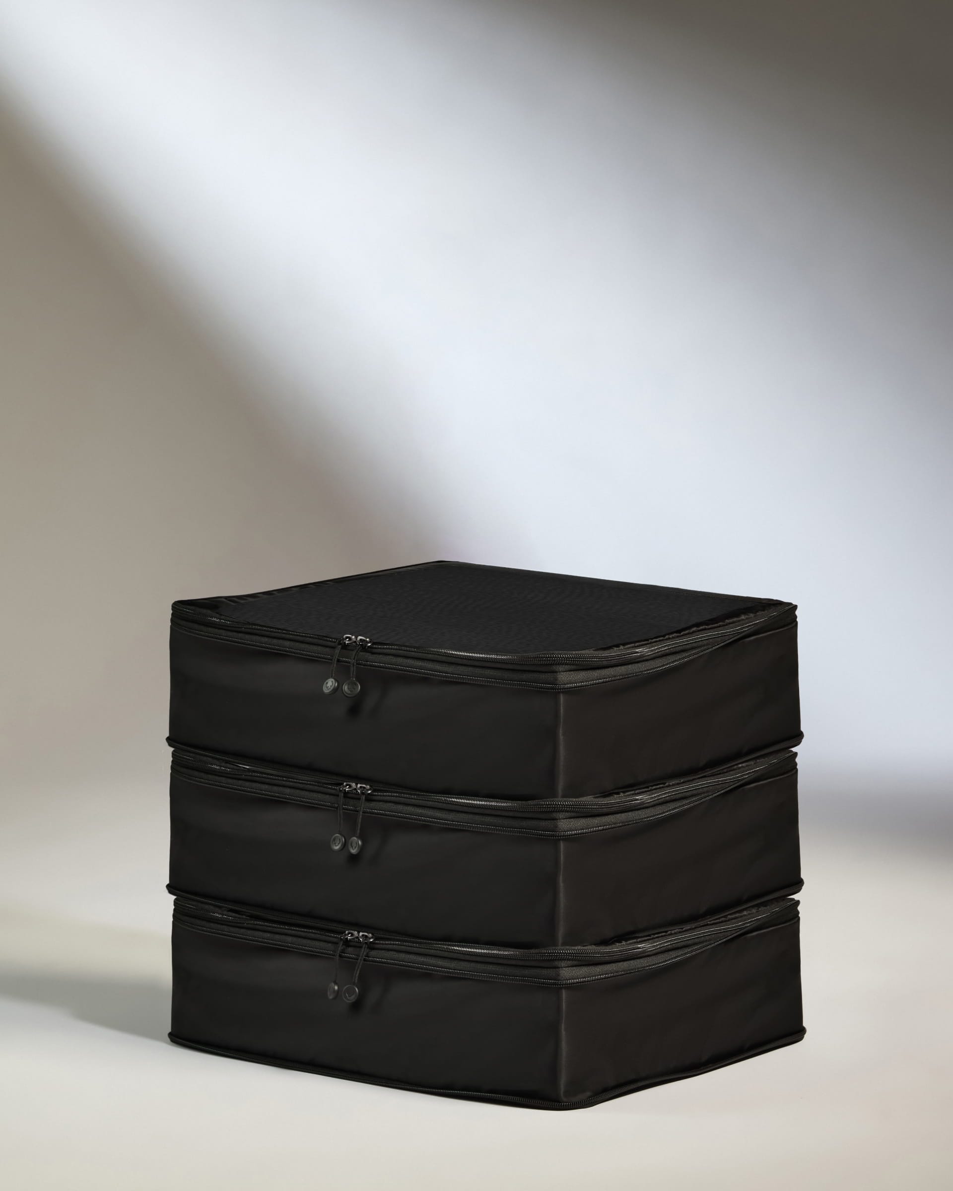 Packing Cubes in Black Set of 3 | Travel Accessories