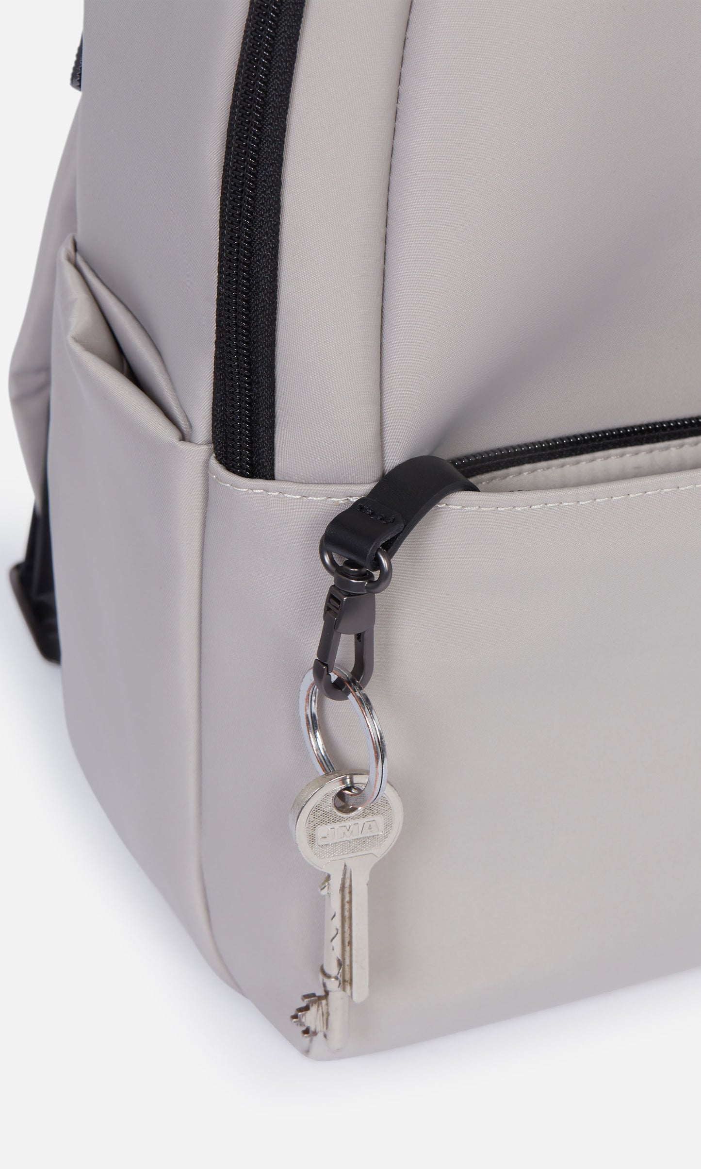Chelsea Daypack in Taupe