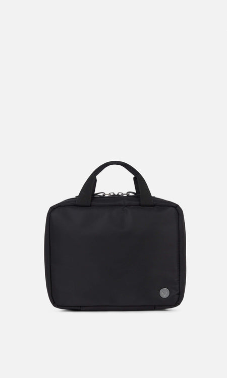 Chelsea Hanging Toiletry Bag in Black