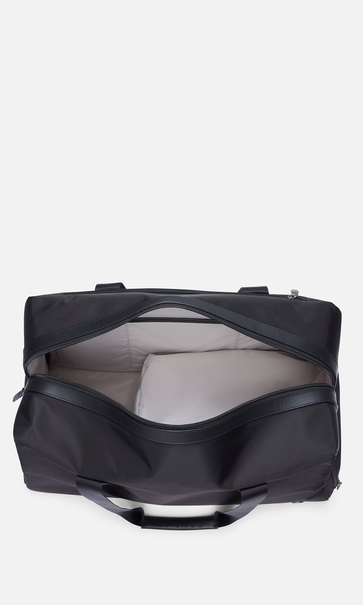 Chelsea Weekender in Black
