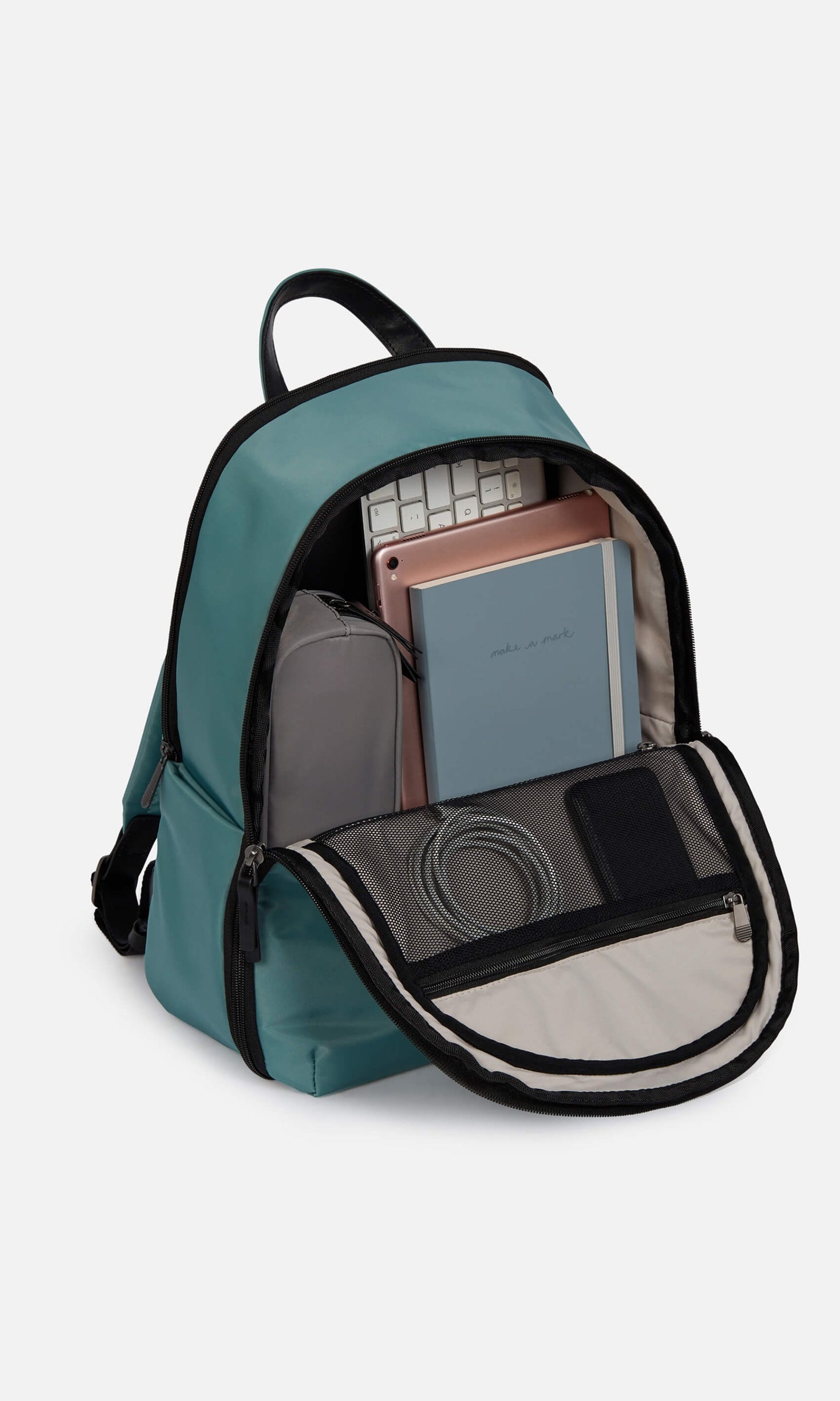 Chelsea Backpack in Mineral